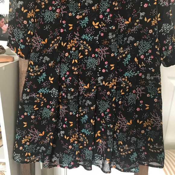 Spring Floral Dress - Picture 4 of 5